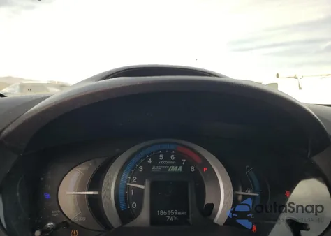 2010 Honda Insight Ex from USA, damaged, VIN JHMZE2H78AS035010